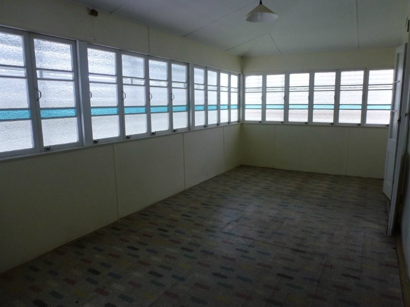 Park Avenue QLD 4701
