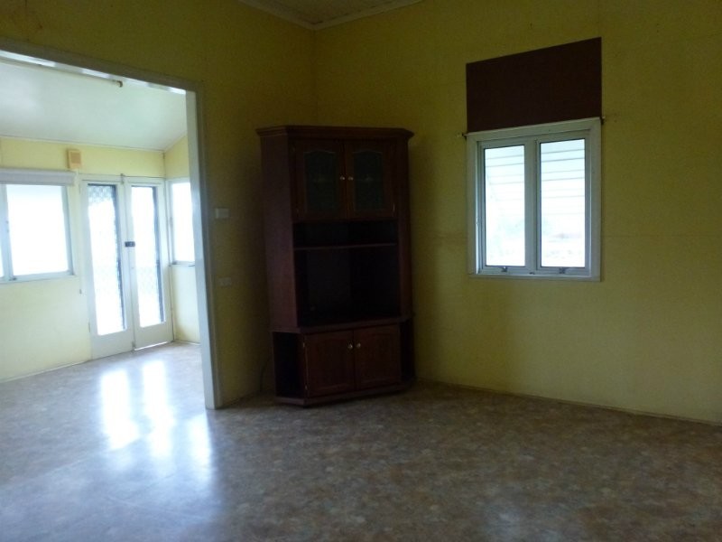 Park Avenue QLD 4701