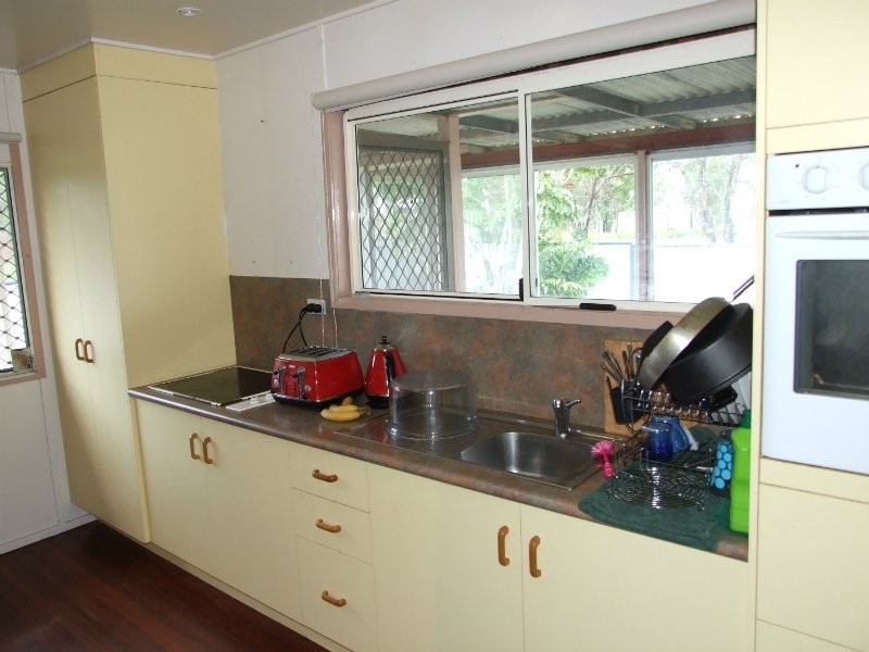 11 Toonda Street, Bajool QLD 4699