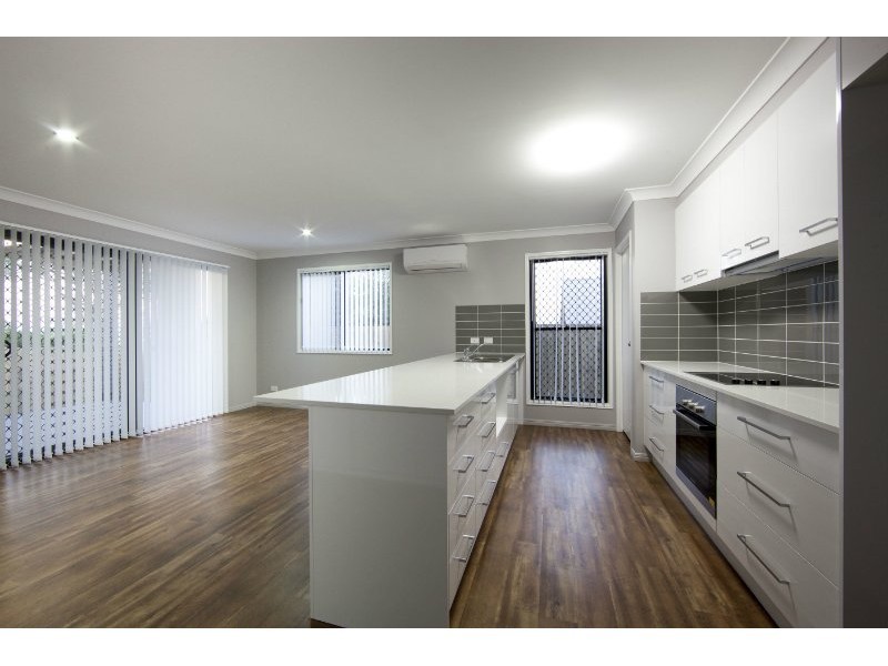 18b Lavarack St, The Range QLD 4700
