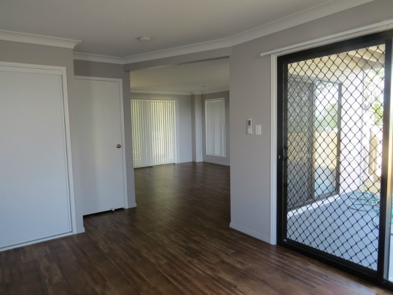 18b Lavarack St, The Range QLD 4700