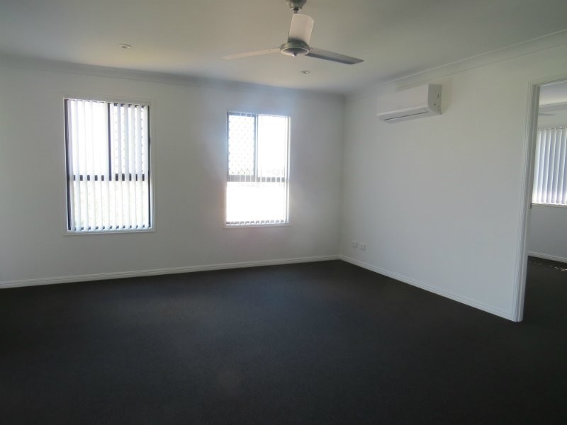 18b Lavarack St, The Range QLD 4700