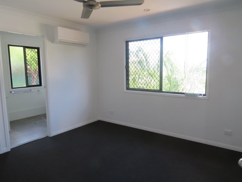18b Lavarack St, The Range QLD 4700