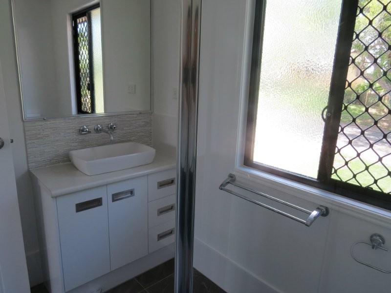 18b Lavarack St, The Range QLD 4700
