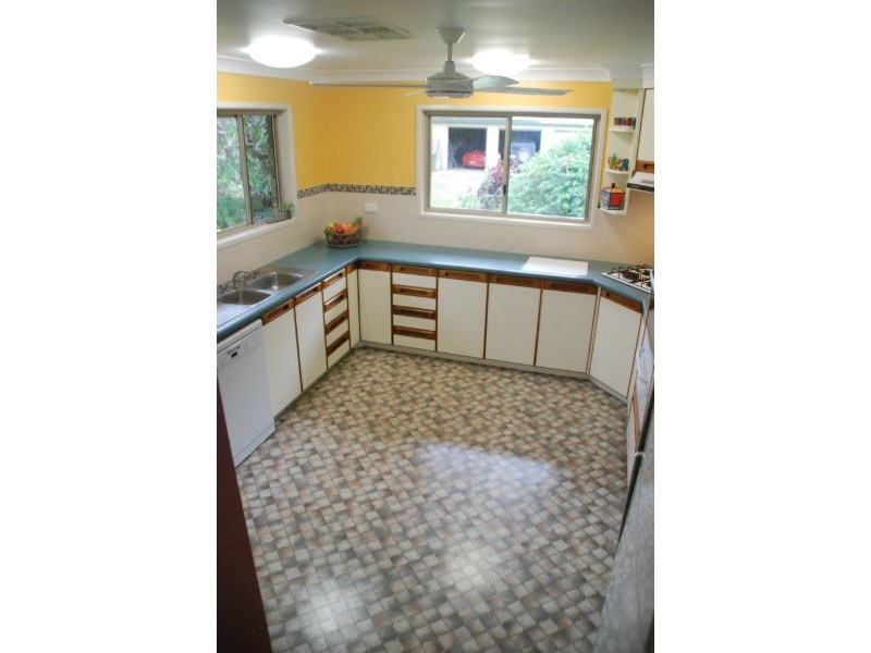 37 Berry Dairy Road, Glendale QLD 4711