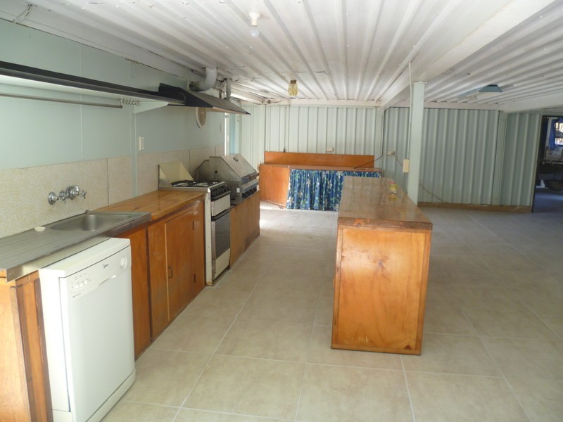 21 Welch Street, Park Avenue QLD 4701