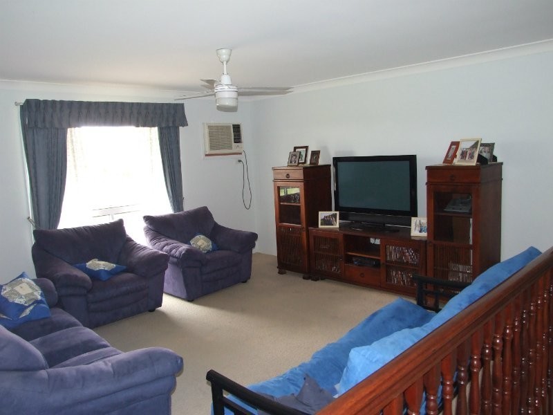 189 Stracey Road, Alton Downs QLD 4702