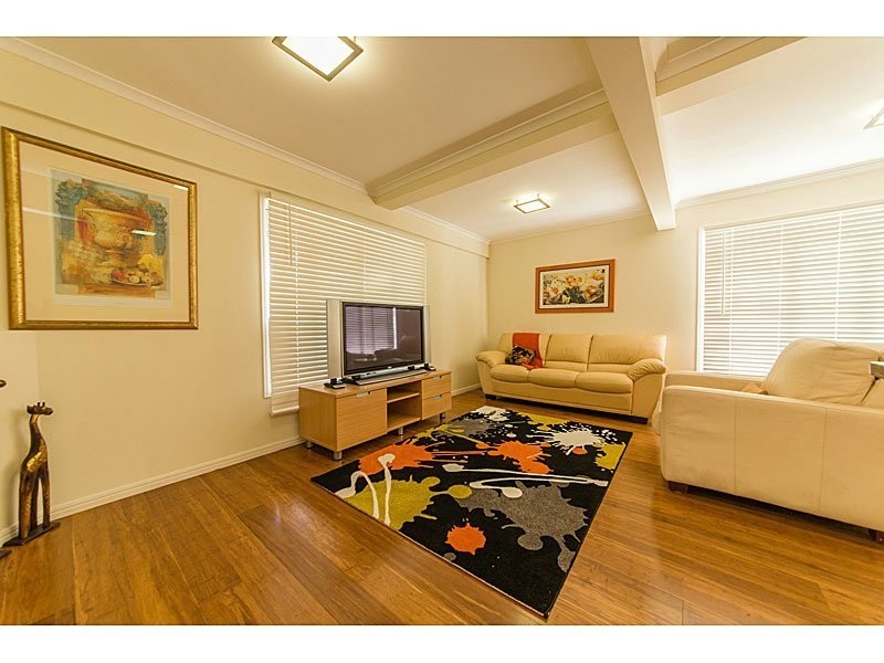 15 Catherine Street, Wandal QLD 4700