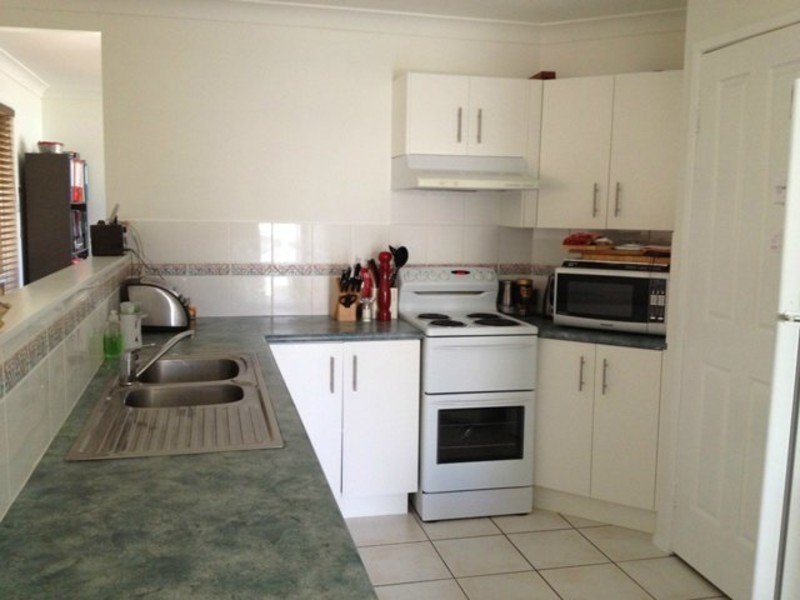 13 Gable Street, Koongal QLD 4701