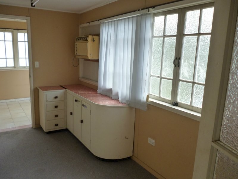 Park Avenue QLD 4701