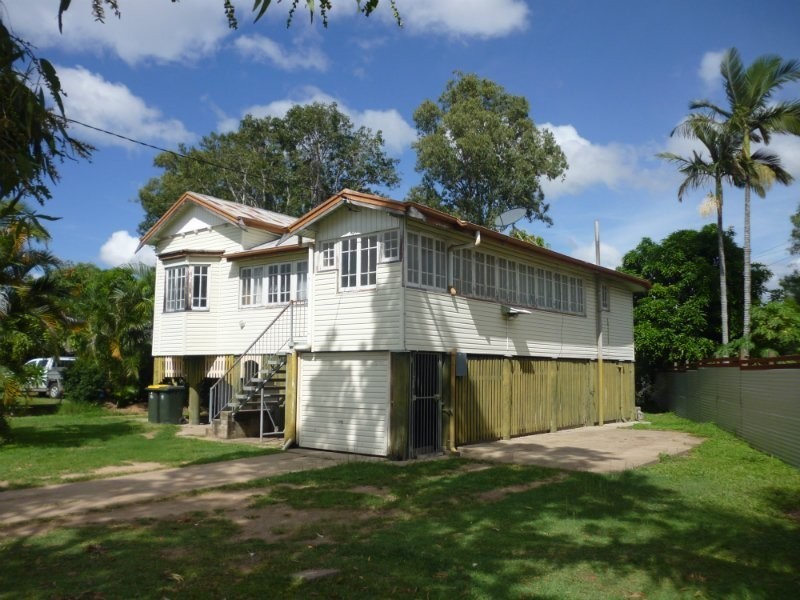 Park Avenue QLD 4701