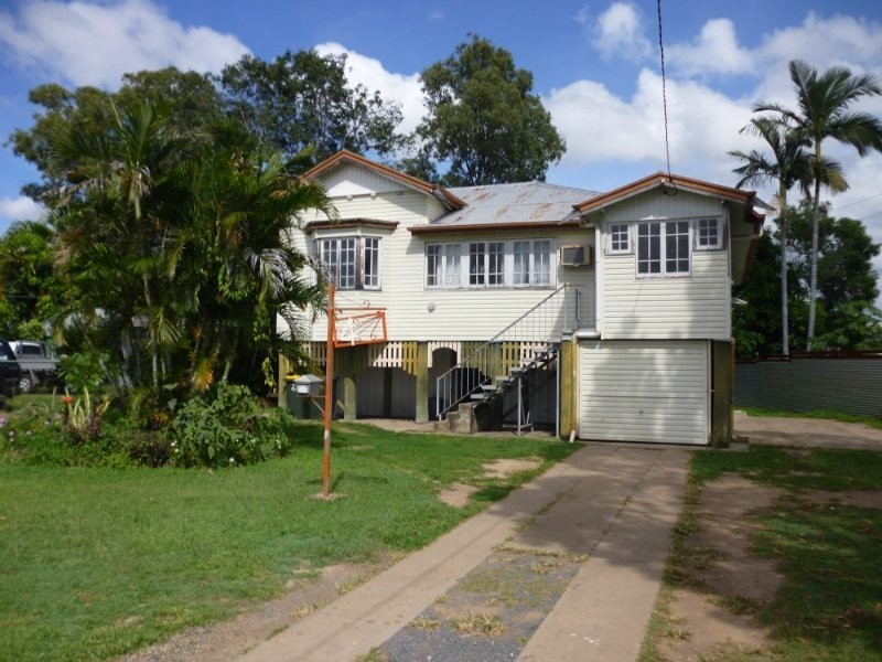 Park Avenue QLD 4701