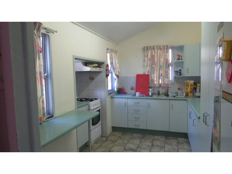 128 Quarry Street, The Range QLD 4700