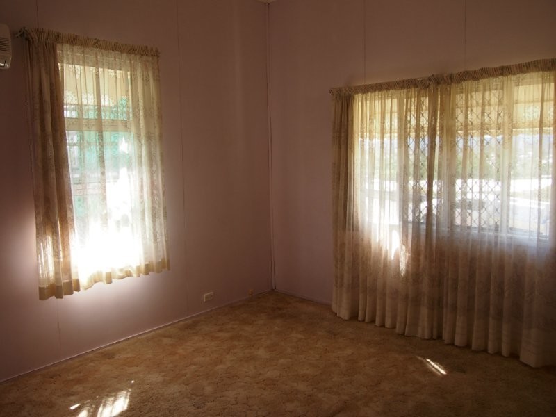 128 Quarry Street, The Range QLD 4700