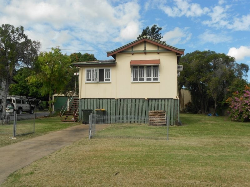 Park Avenue QLD 4701