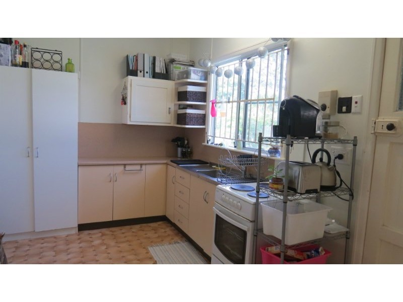 150 Stewart St, Frenchville QLD 4701