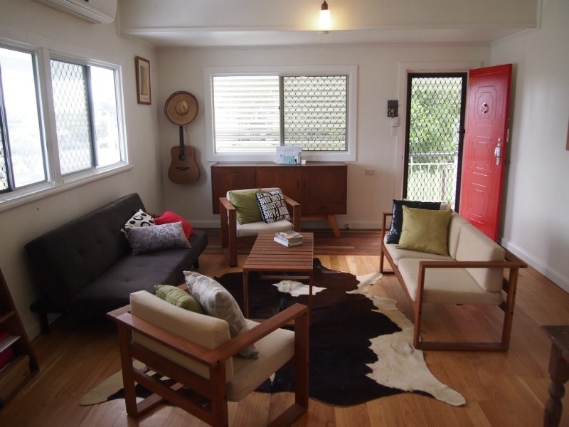 15 Cairns Street, The Range QLD 4700