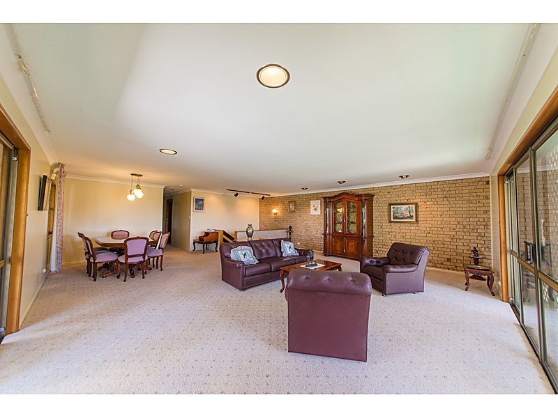 33 Brecknell St, The Range QLD 4700