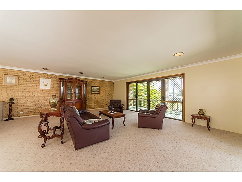 33 Brecknell St, The Range QLD 4700