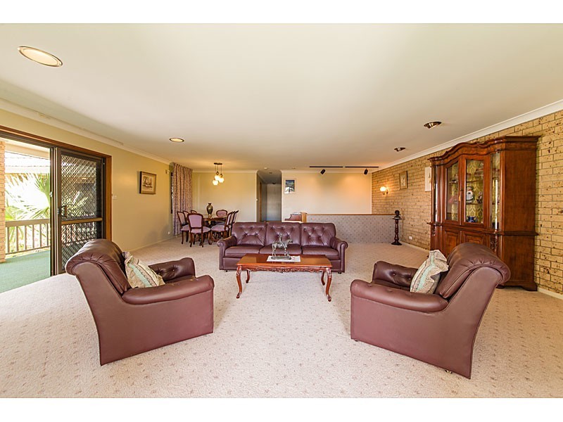 33 Brecknell St, The Range QLD 4700
