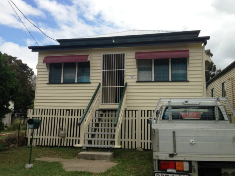 17 Nobbs Street, Berserker QLD 4701