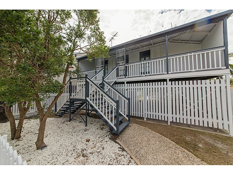 11 Arnold St, Allenstown QLD 4700