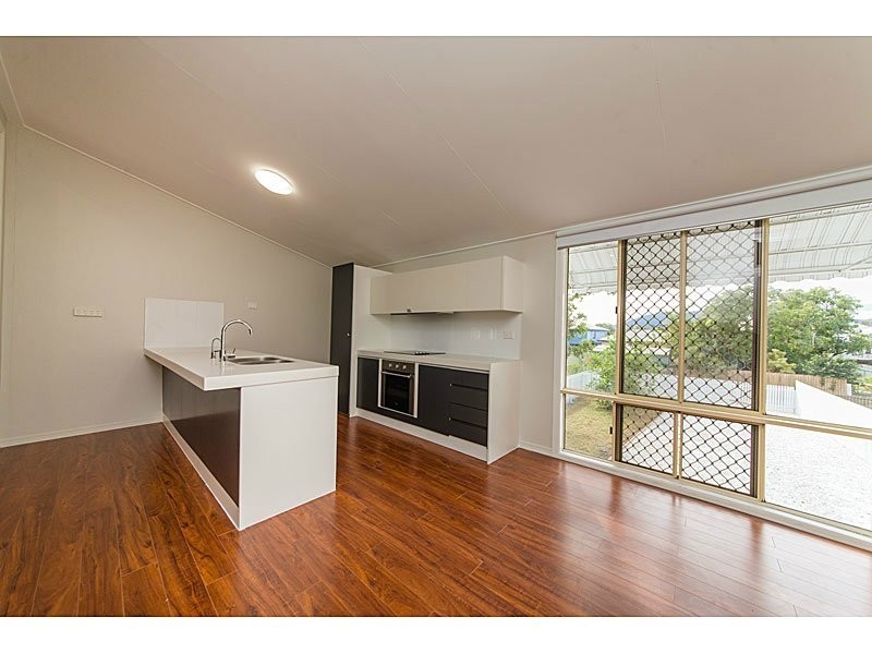11 Arnold St, Allenstown QLD 4700