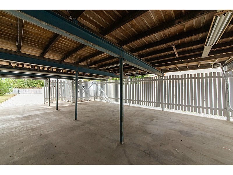 11 Arnold St, Allenstown QLD 4700
