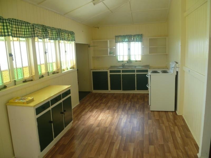 Wandal QLD 4700