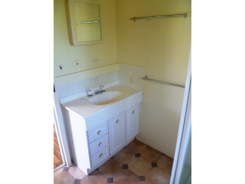 Wandal QLD 4700