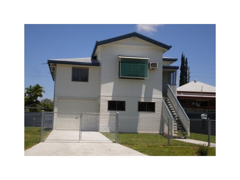 Park Avenue QLD 4701