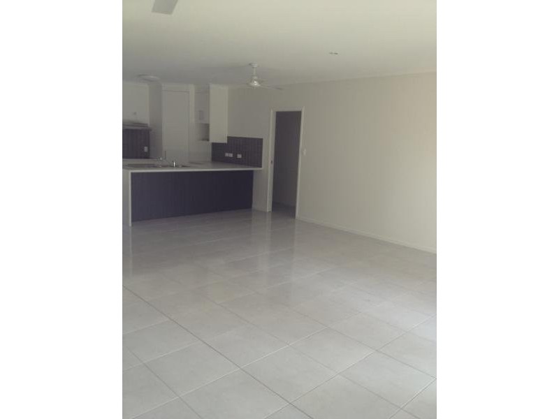 Berserker QLD 4701