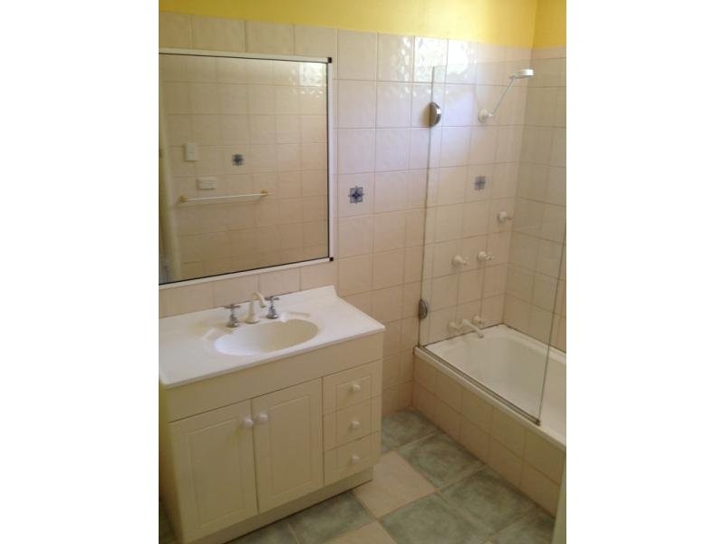 Wandal QLD 4700