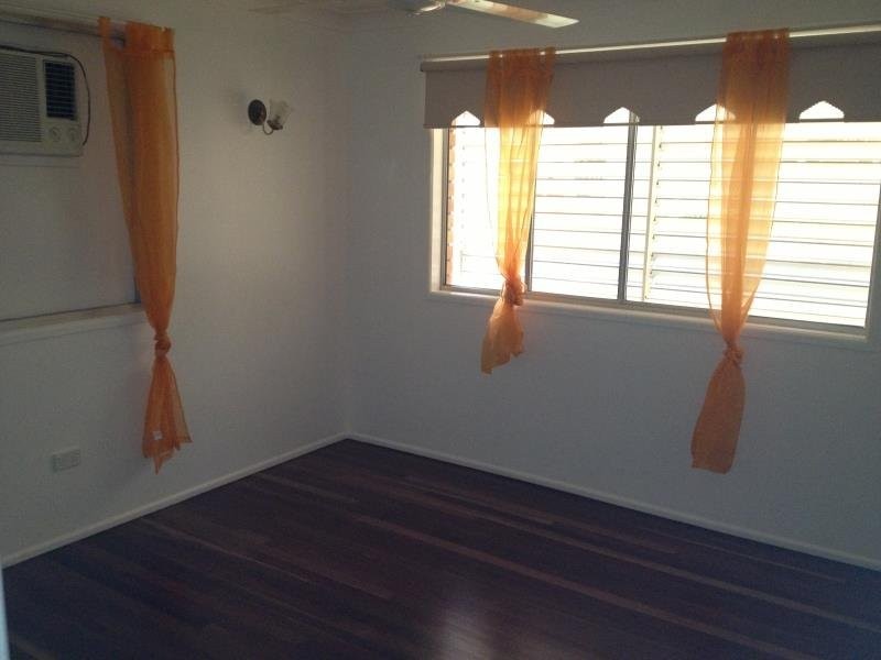 Park Avenue QLD 4701