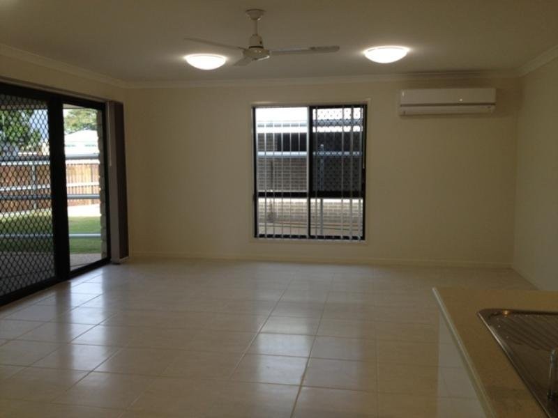 Park Avenue QLD 4701