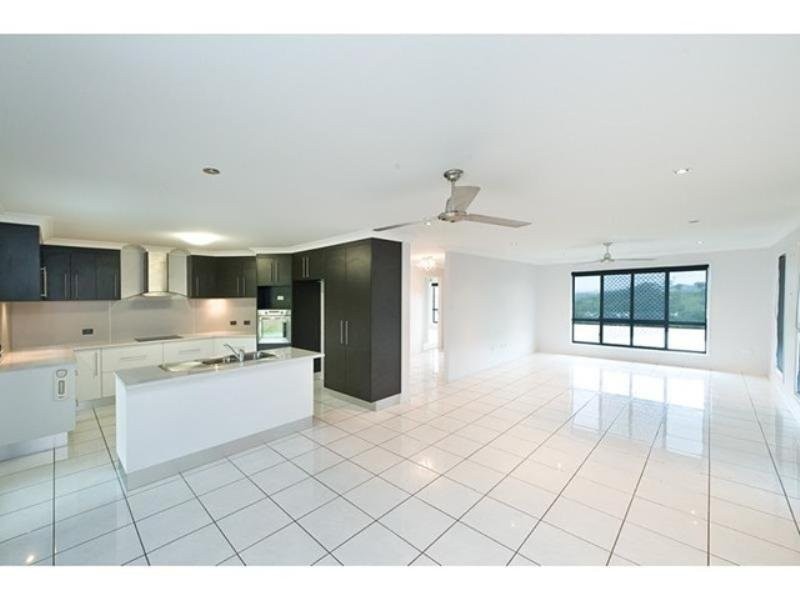 Kawana QLD 4701