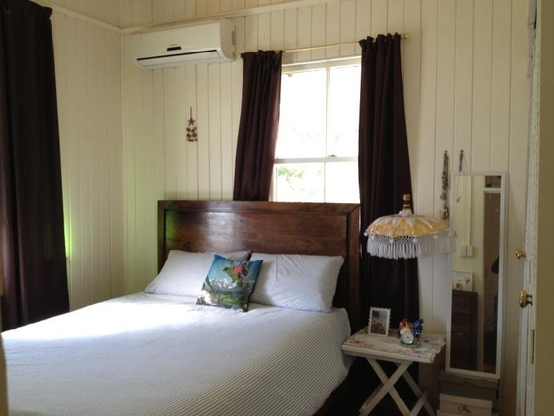 Wandal QLD 4700