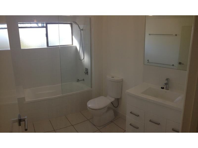 4/105 Cambridge Street, The Range QLD 4700