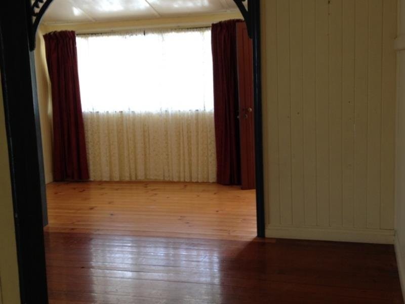 Wandal QLD 4700