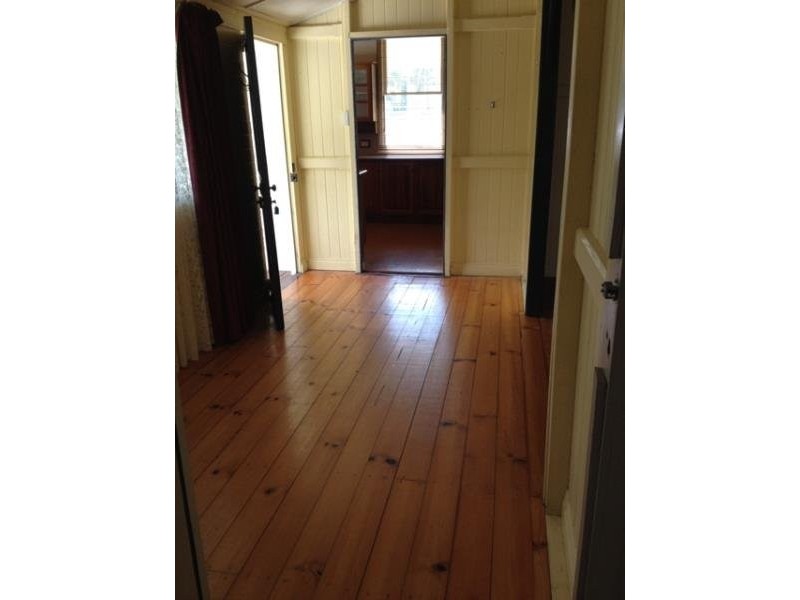 Wandal QLD 4700