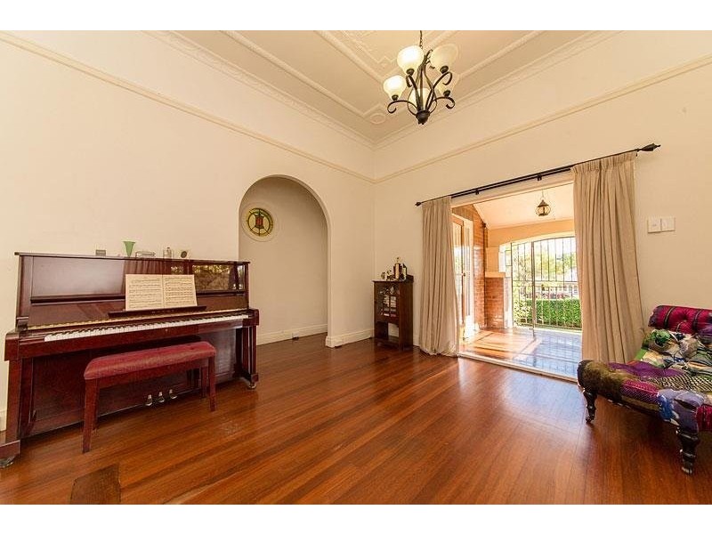 Wandal QLD 4700