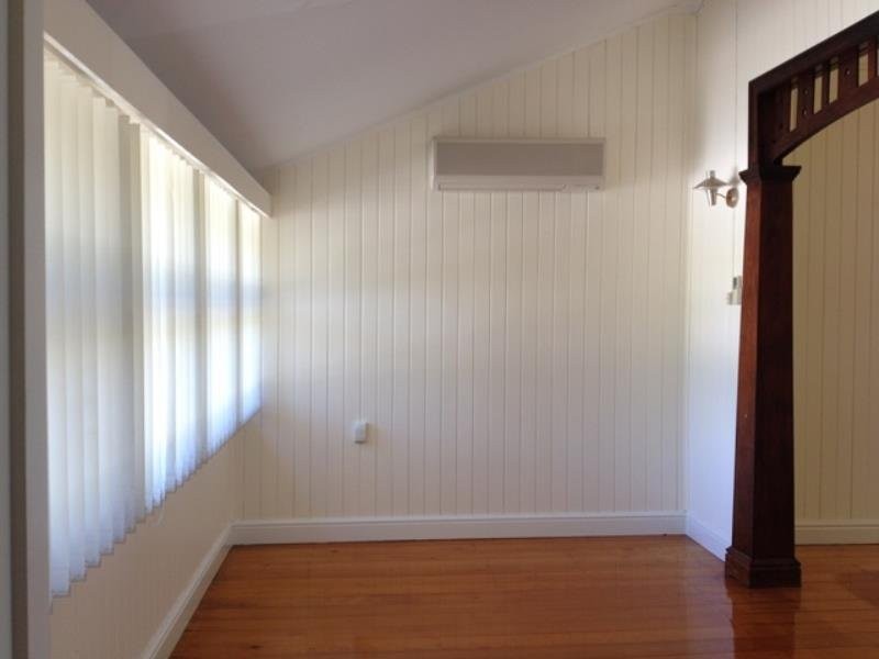 Wandal QLD 4700