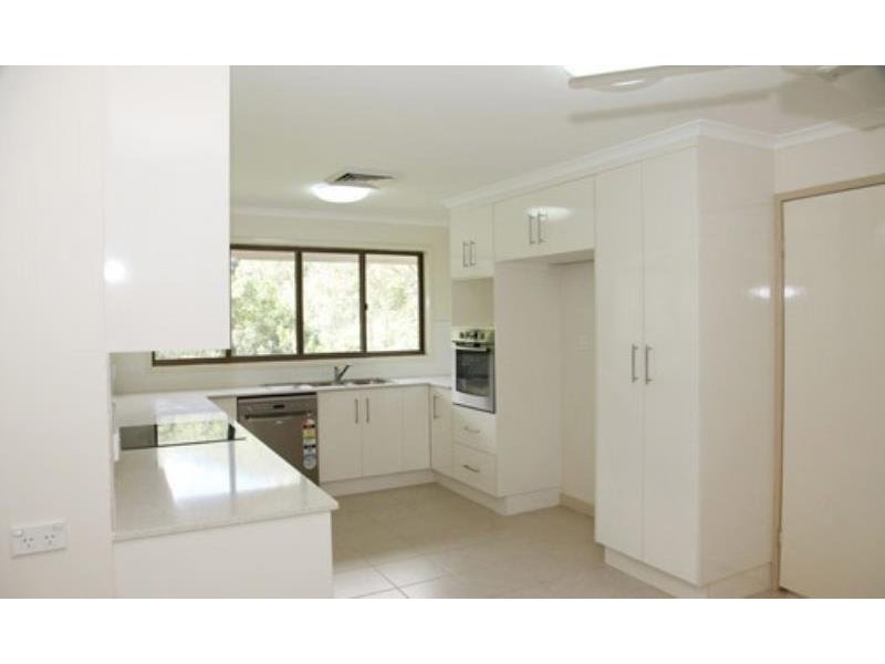 5 Vanderspek Place, Frenchville QLD 4701
