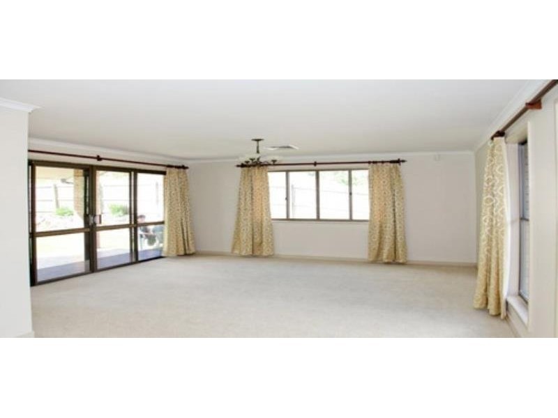 5 Vanderspek Place, Frenchville QLD 4701