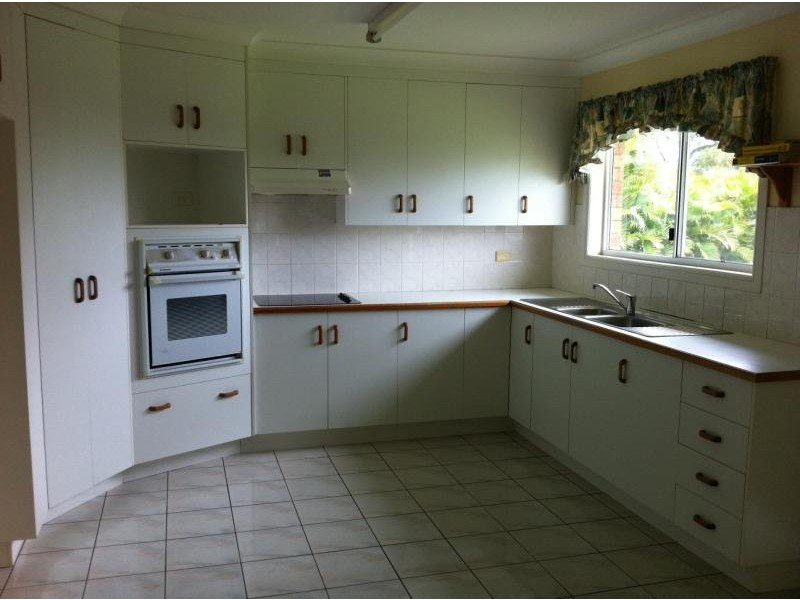 Kawana QLD 4701