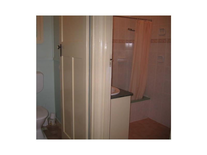Wandal QLD 4700