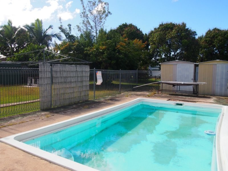 Park Avenue QLD 4701