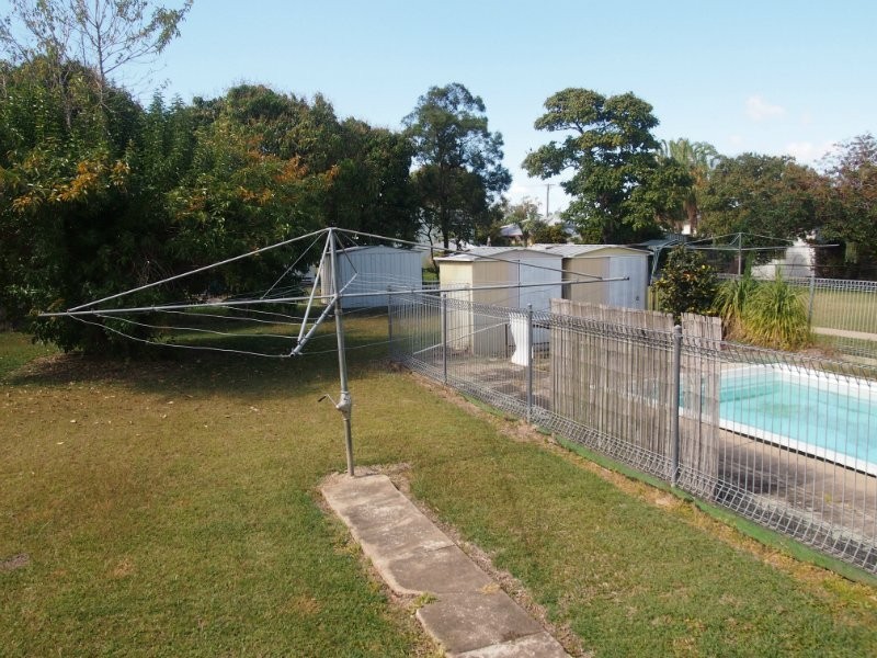 Park Avenue QLD 4701