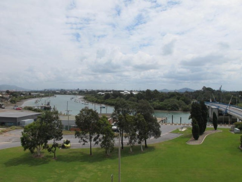 402/35 Lord Street, Gladstone QLD 4680