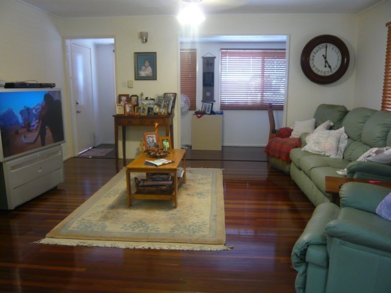 Park Avenue QLD 4701